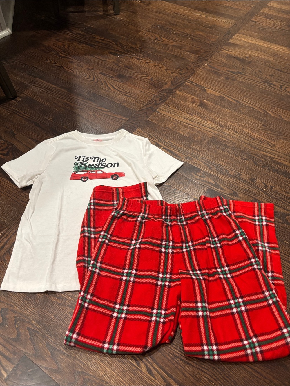 Wondershop White Tee and Red Plaid Pajama Set
